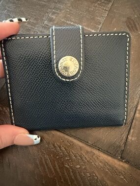 Dooney & Bourke Navy Leather card wallet